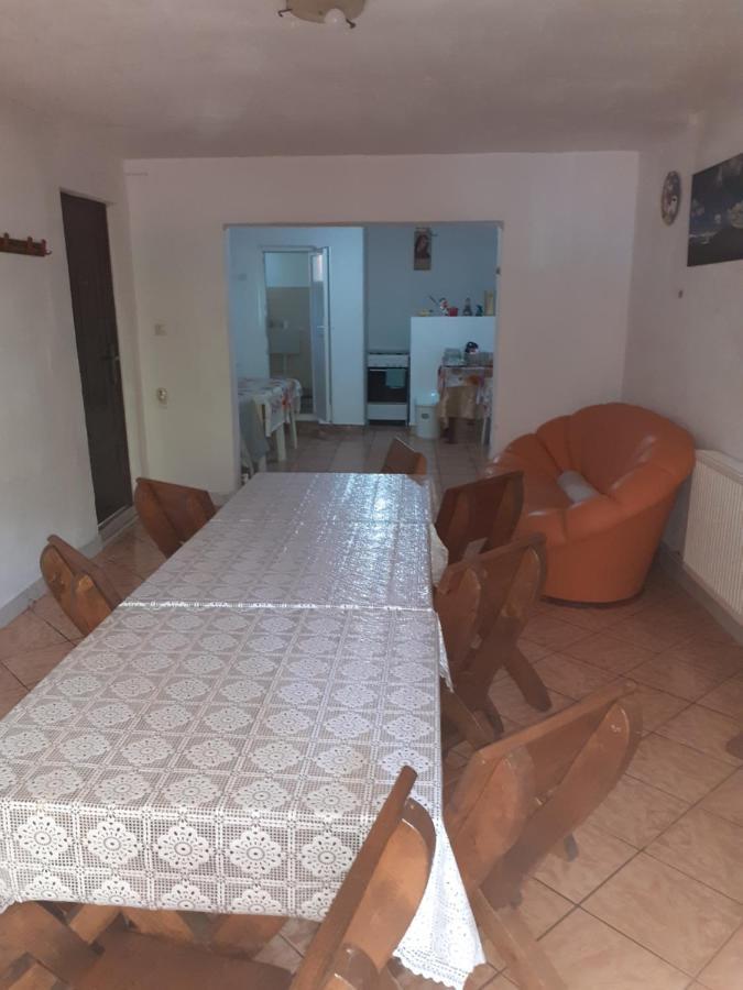 فندق Casa Denisa Vidraru Transfgarasan Căpăţîneni-Ungureni المظهر الخارجي الصورة